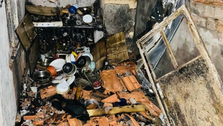 İzmir Bayındır’da Çıkan Yangın Zarar Getirdi