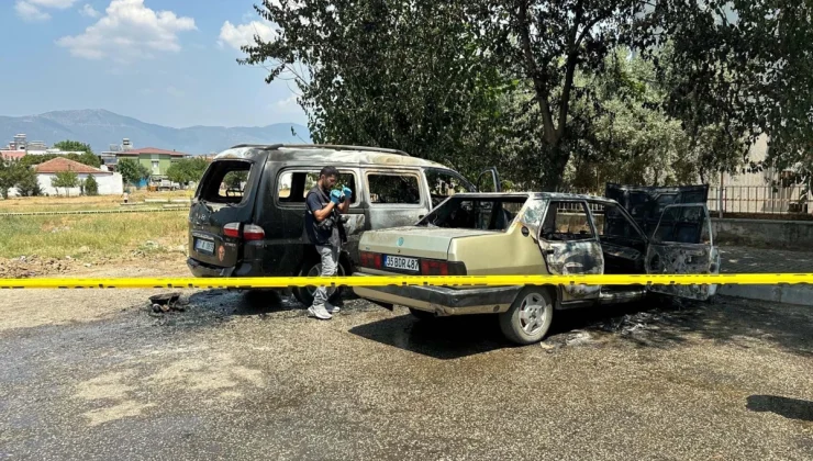 İzmir’de Otomobil Yangınında 4 Yaşındaki Çocuk Hayatını Kaybetti