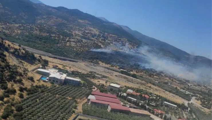Menemen’de Makilik Bölgede 3 Saatte Kontrol Altına Alınan Yangın