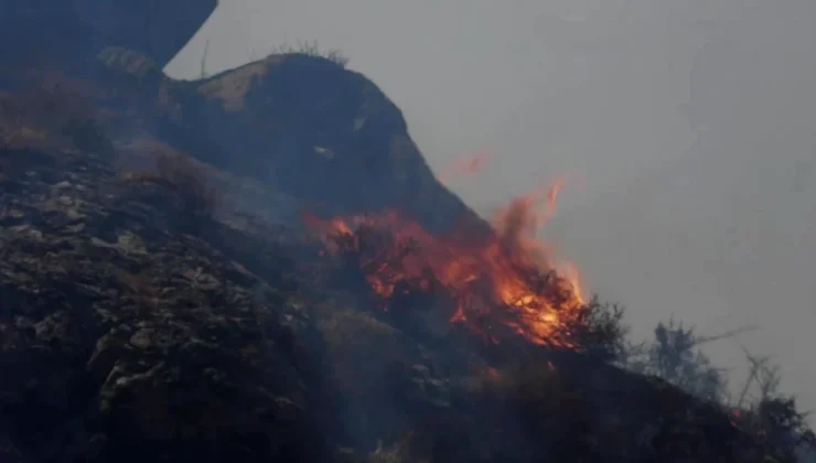 İzmir’de Yamanlar Yangını: Rüzgarın Gücüne İnat Söndürme Çalışmaları Devam Ediyor