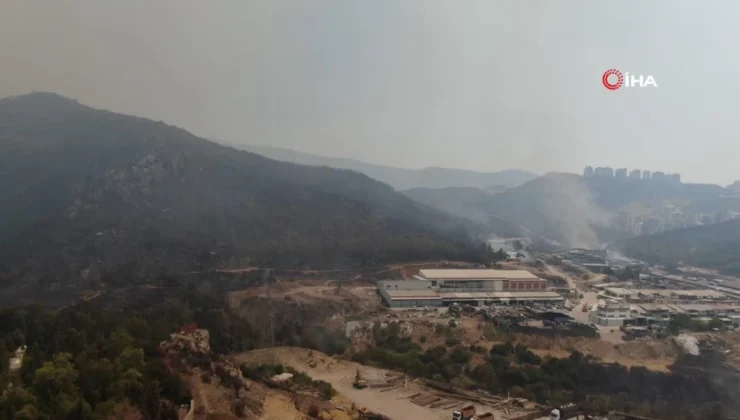Karşıyaka’da Yangın Hasarı Görüntülendi