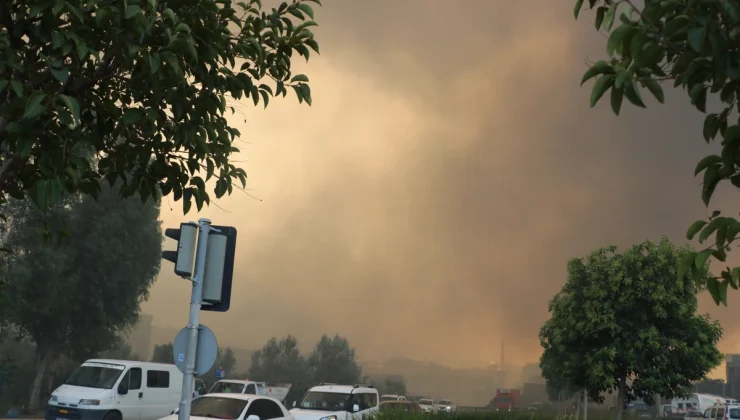 ALEVLER BAYRAKLI’YA ULAŞTI: İZMİR’DE YANGIN PANİĞİ