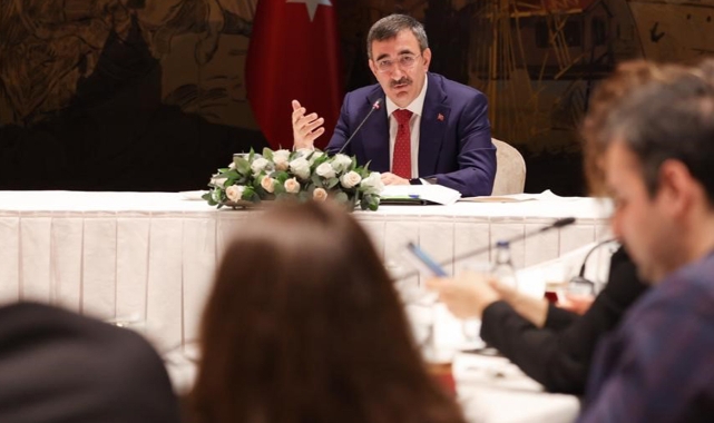 Cevdet Yılmaz: Dezenflasyon eğilimi sürecek