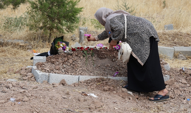 Küçük Narin’in Cenazesi Gözyaşlarıyla Uğurlandı