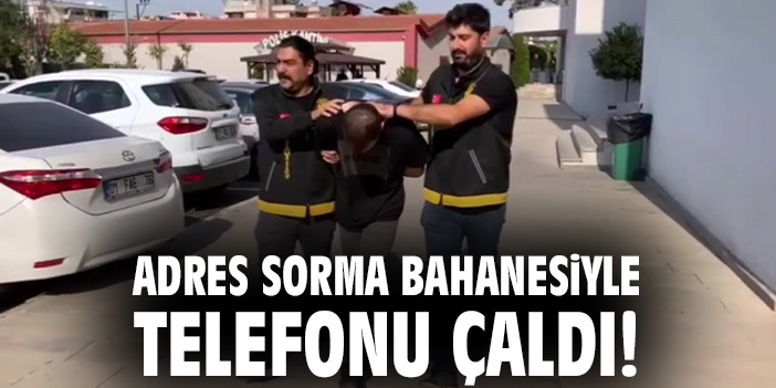 Otobüs Durağında Cep Telefonu Kapkaç!