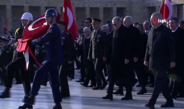 Anıtkabir’de Atatürk’e Saygı Töreni Yapıldı!
