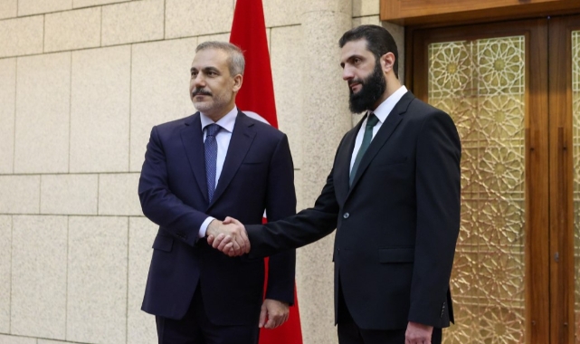 Türkiye’den Suriye’ye Tarihi Ziyaret Gerçekleşti