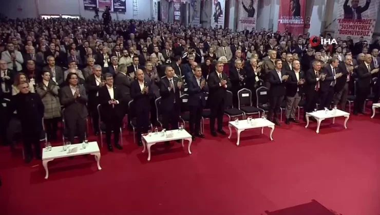 Özgür Özel: Maaş Sorunu İki Günde Çözüldü