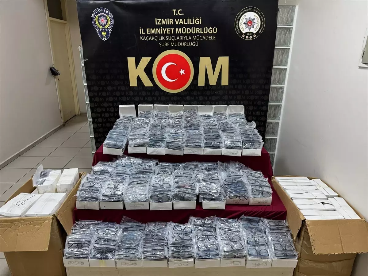 Karşıyaka’da 14 Bin Kaçak Gözlük Ele Geçirildi!