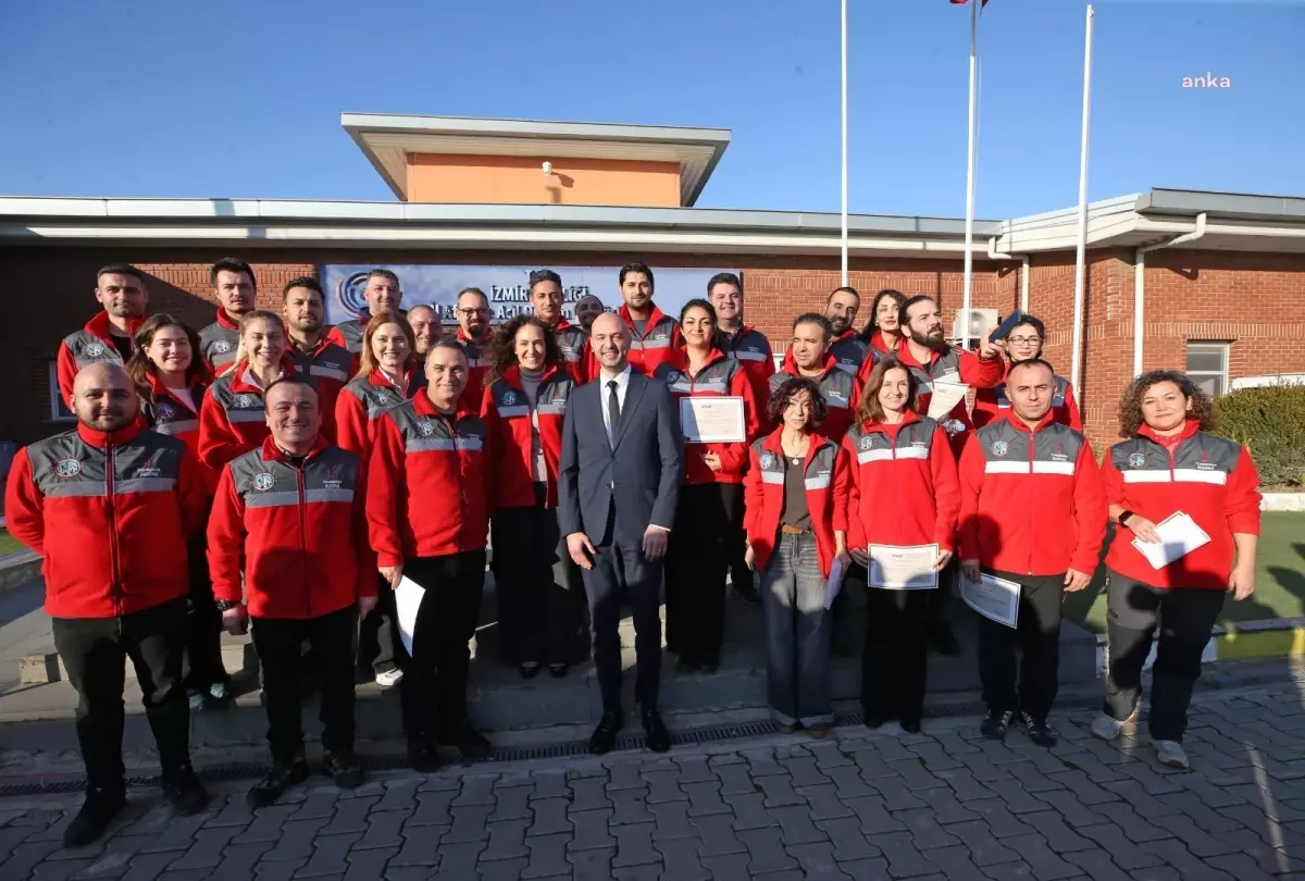 Karşıyaka’da 32 Kişilik Arama Kurtarma Ekibi Kuruldu