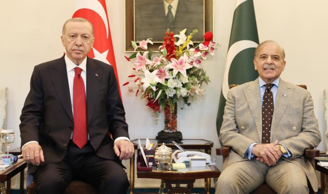 Erdoğan, Pakistan’da Başbakan Şerif ile Görüştü!