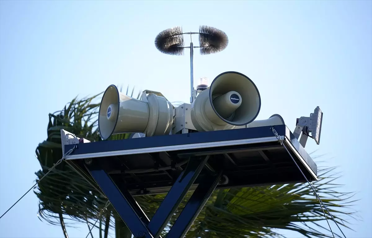 İzmir’e Mobil Siren Sistemi ile Tsunami Uyarısı!