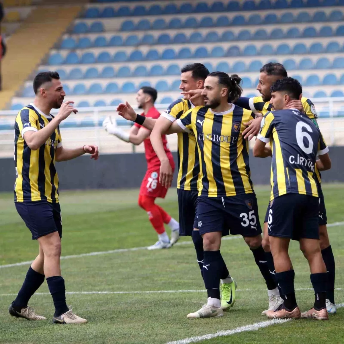 Bucaspor 1928 Düşüşte: Play-Off Hattı Uzaklaşıyor!