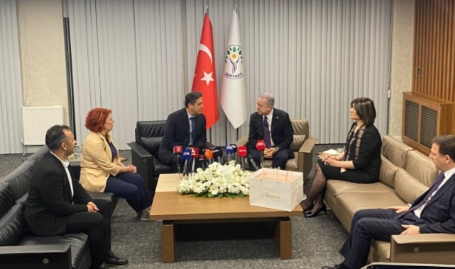 Bayramda Birlik Mesajları: MHP ve DEM Parti