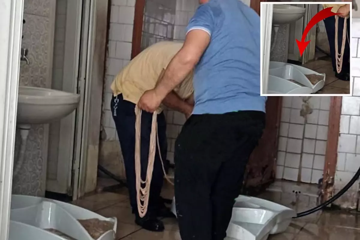 İzmir’de Tuvalette Kokoreç Skandalı!