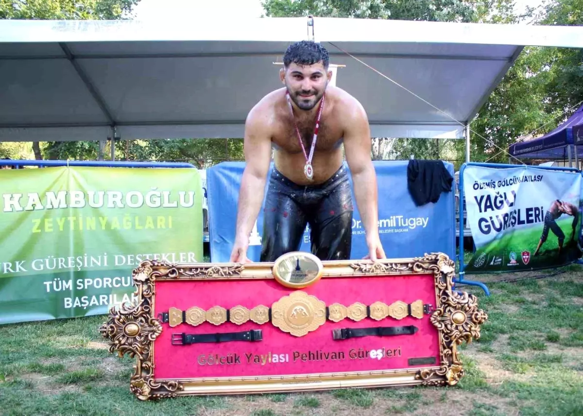 Erkan Taş Başpehlivan, Ödemiş’te Şampiyon Oldu!