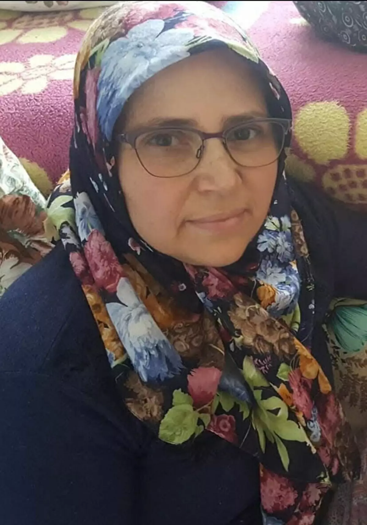 Sokak Köpeklerinden Kaçan Kadın, Otomobilin Çarpmasıyla Öldü