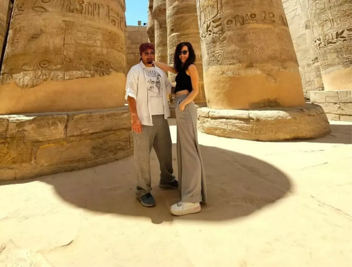 Kazara Ateş Alan Tüfek, Eşini Öldürdü!