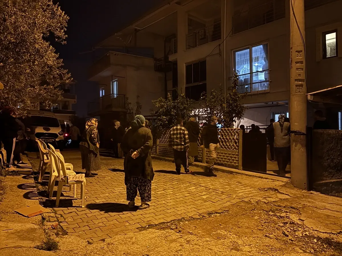 İzmir’de Kanlı Olay: Baba Kızını Vurdu, Sonra İntihar