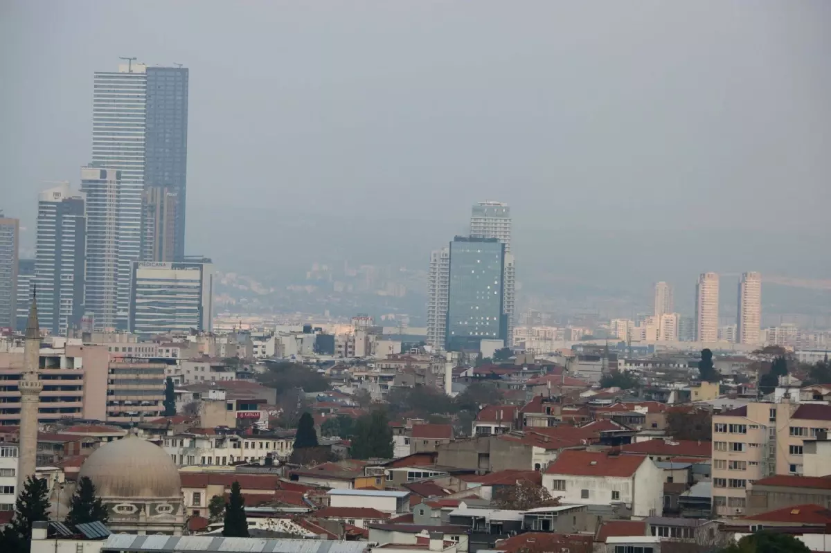 İzmir’de Hava Kirliliği Tehdit Ediyor!