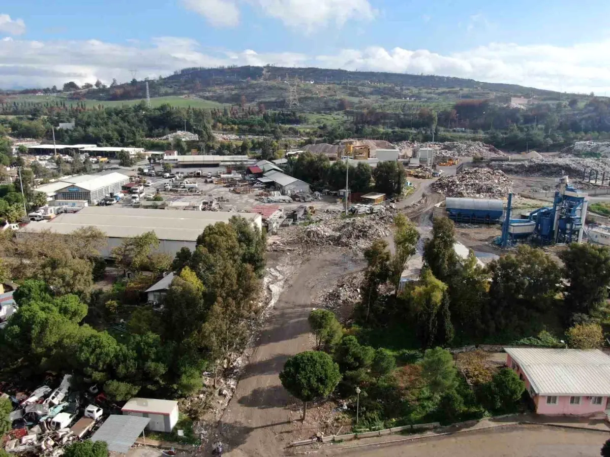 İzmir’de Çöp Protestosu: Sağlık Tehdidi Büyüyor!