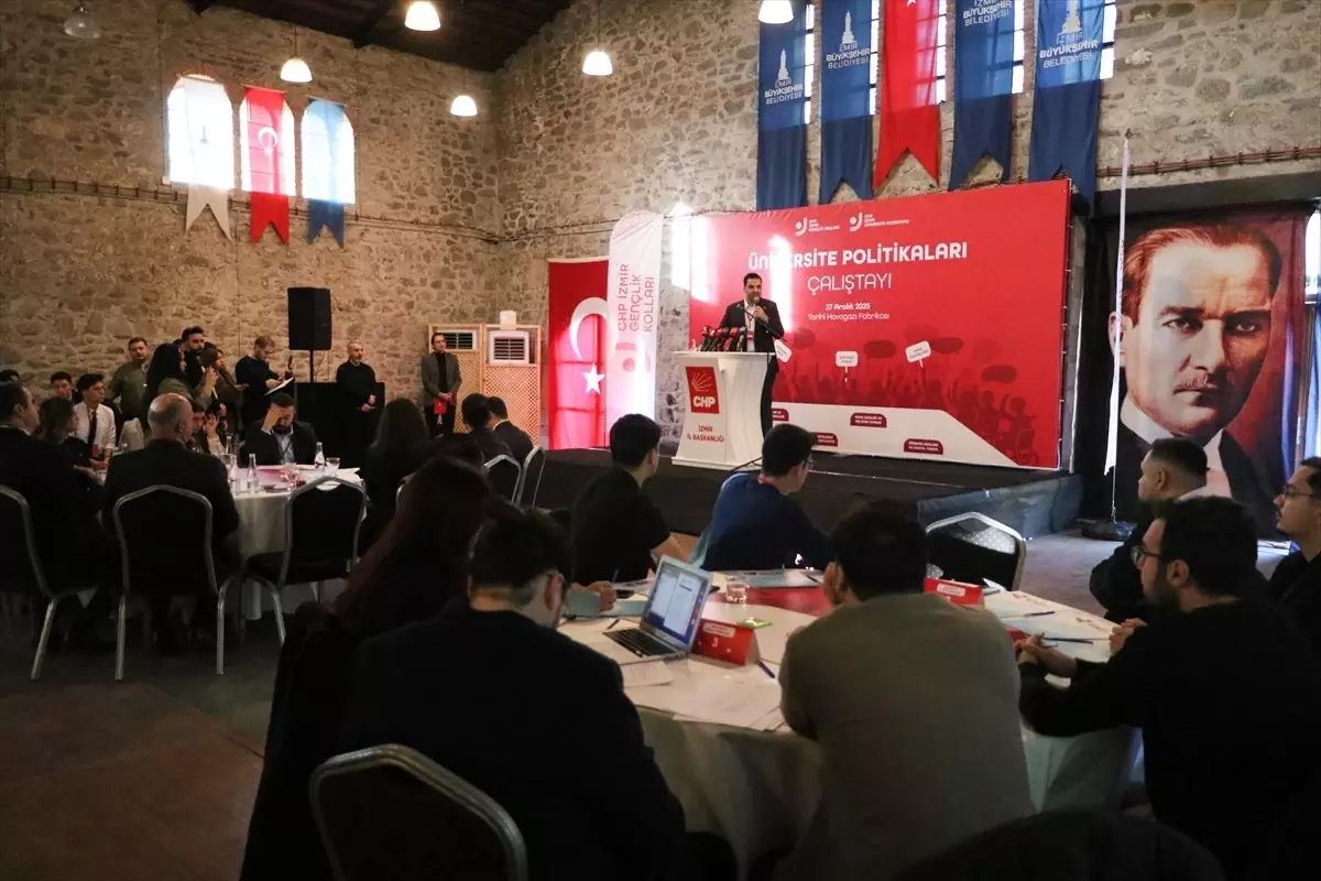 Gençler İçin Siyasi Mücadele: CHP Çalıştayı