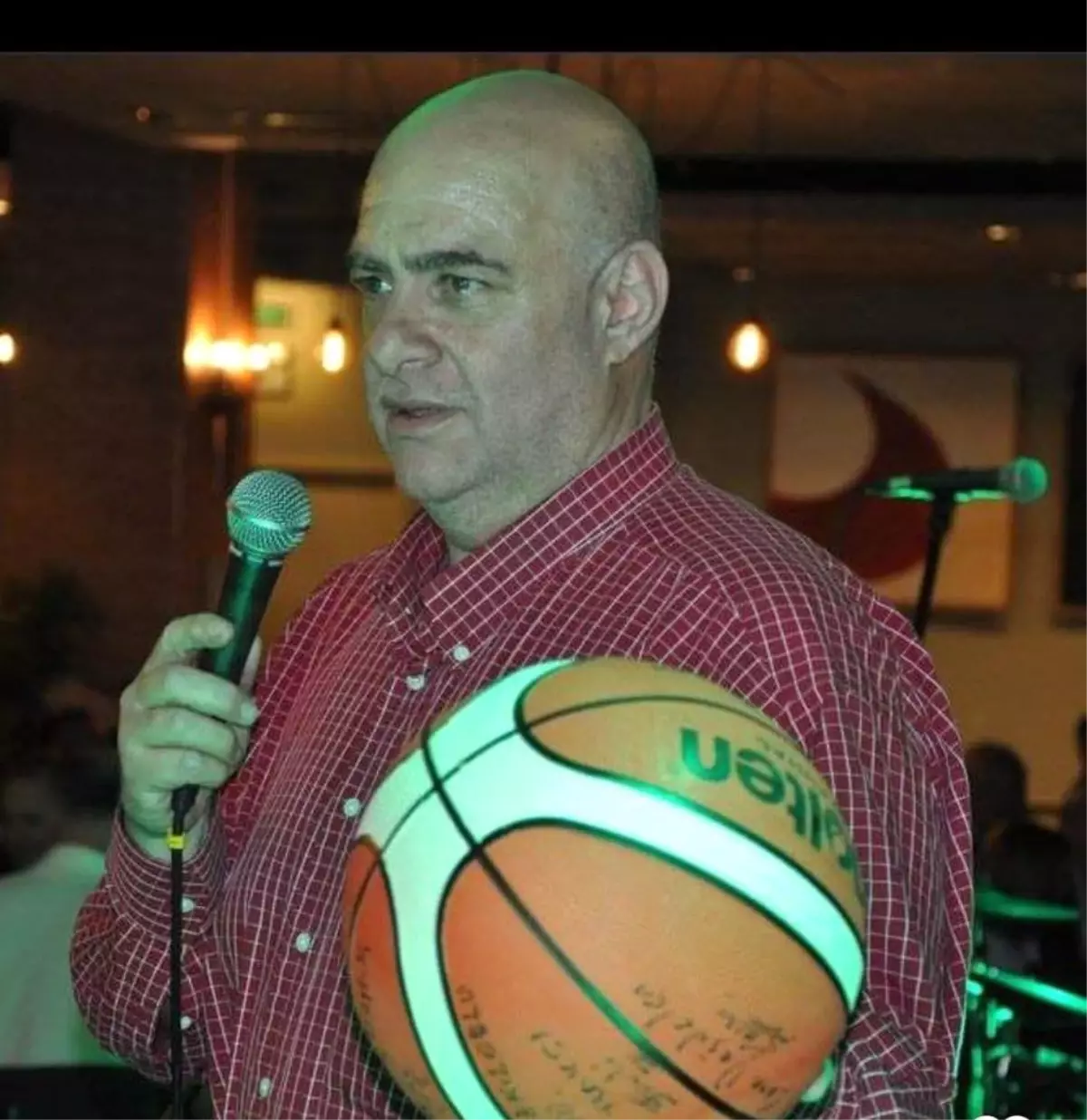 Kemal Baksi Balkondan Düşerek Hayatını Kaybetti