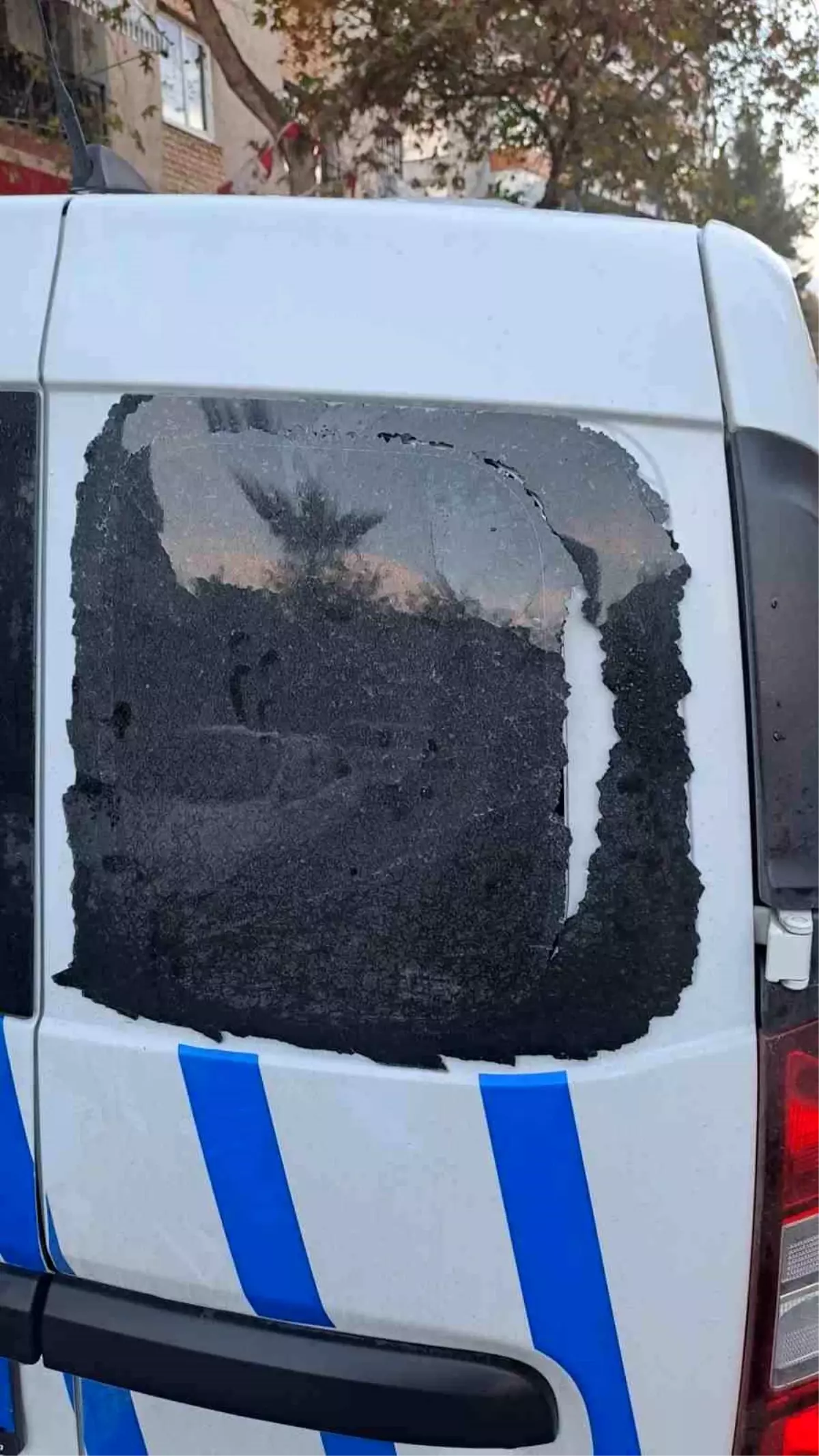 Polis Ekibine Saldıran 3 Şüpheli Biber Gazıyla Yakalandı