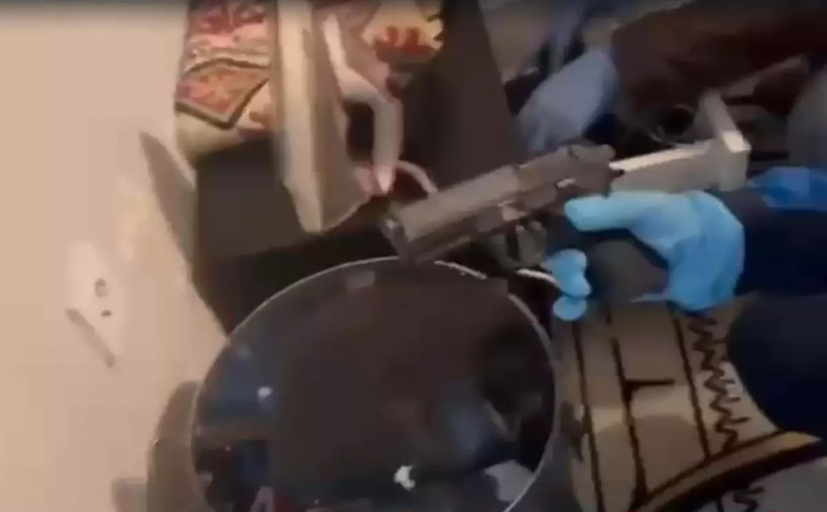 İzmir’de Uyuşturucu Operasyonunda 14 Bin Hap Ele Geçirildi