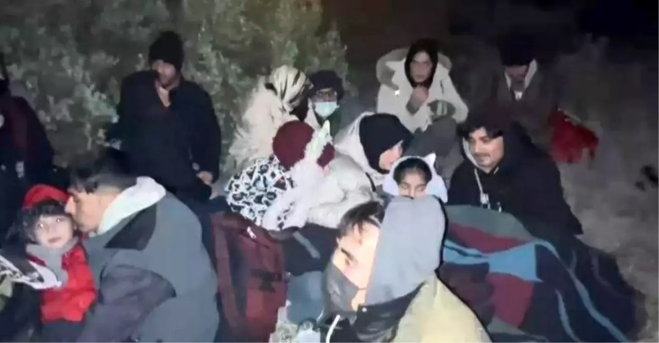 Çeşme’de 25 Düzensiz Göçmen Yakalandı!