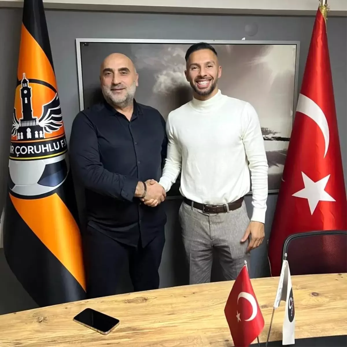 İzmir Çoruhlu FK, Yasin Öztekin’i Kadrosuna Kattı!