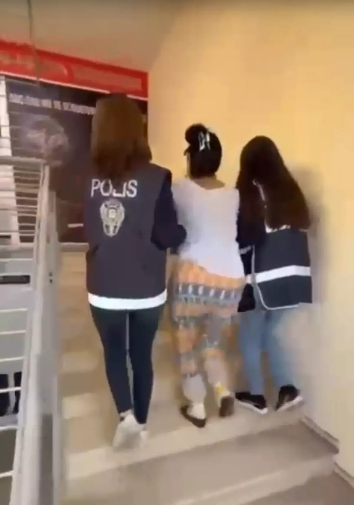 61 Yıl Hapsi Olan Kadın İzmir’de Yakalandı!