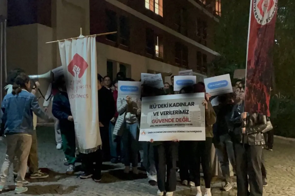 İEÜ’de Veri Sızıntısı: Öğrenciler İsyanda!
