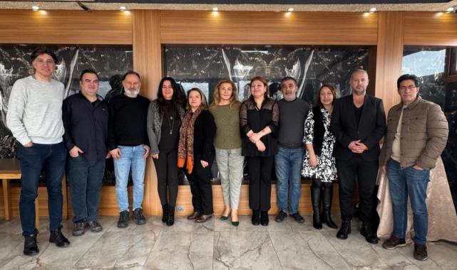 İZ-DER Yeni Başkanı: İzmir’i Geleceğe Taşıyacağız!