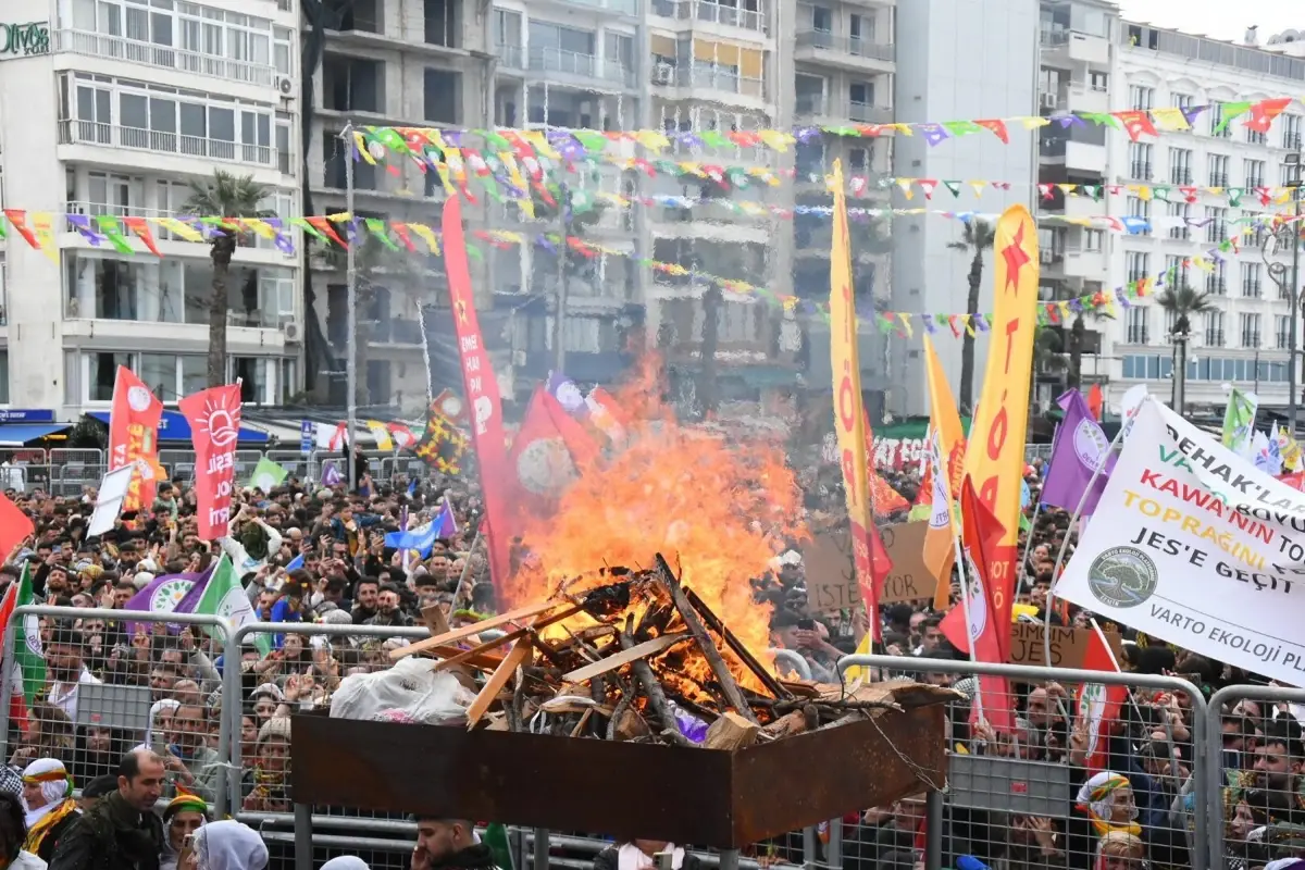 Nevruz Bayramı İzmir’de Coşkuyla Kutlandı!