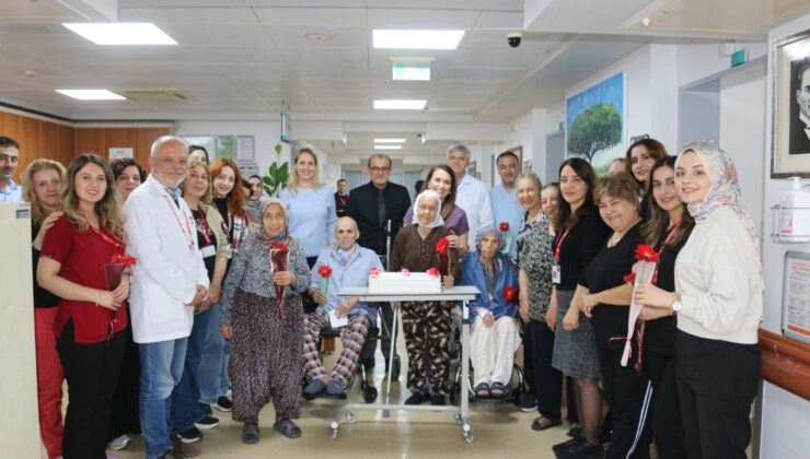 Yaşlılar Haftası’nda Hastalara Moral Dolu Etkinlik!
