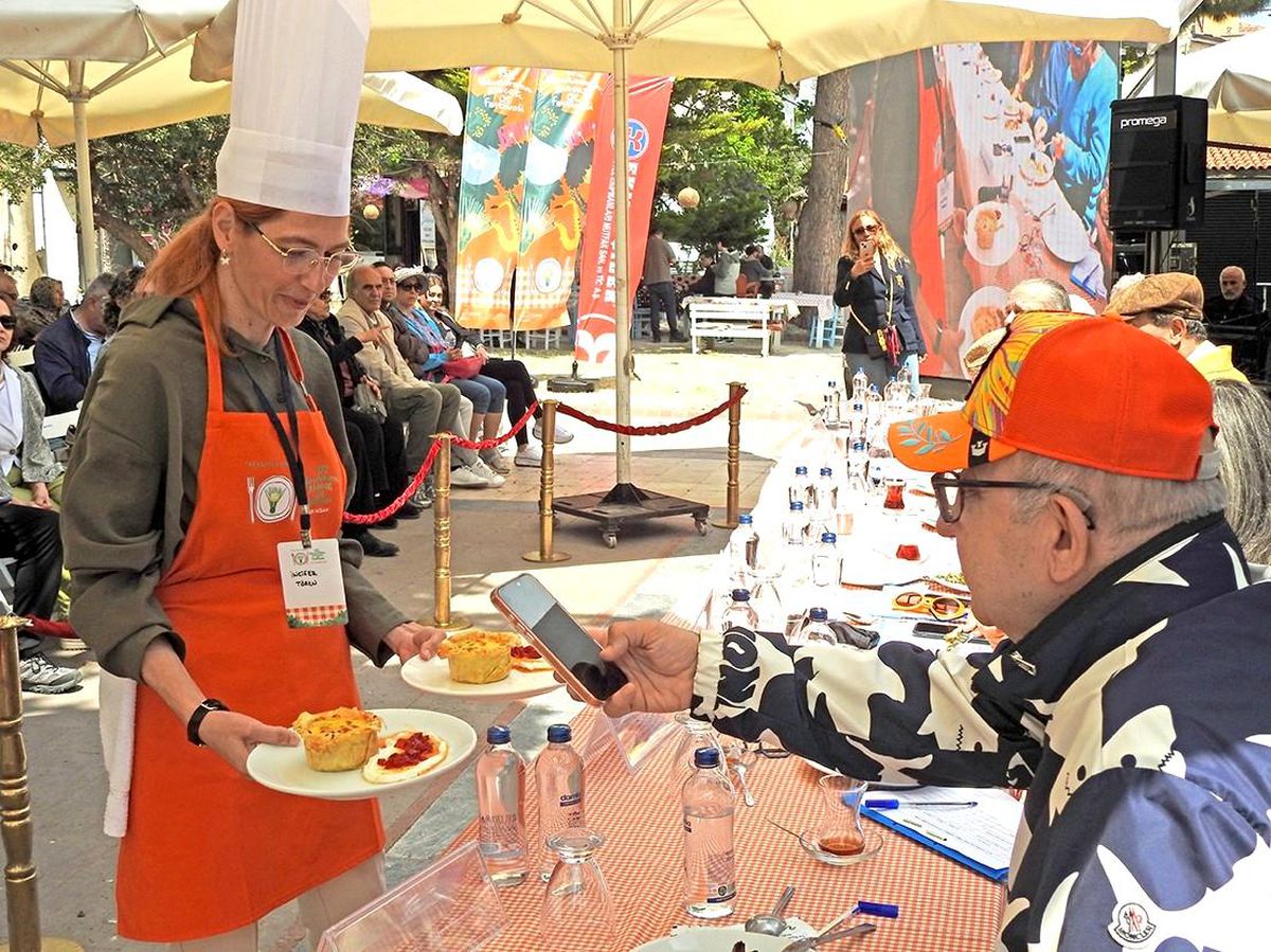 Alaçatı Ot Festivali’nde Gastronomi Yarışı Coşkusu