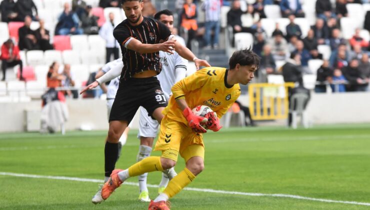 Altay’ın Genç Kalecisi Ulaş’tan Fedakarlık Örneği