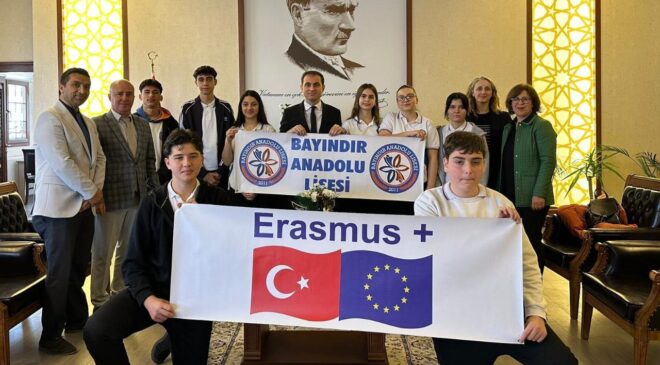 Kaymakam Mete’den Erasmus Öğrencilerine Destek