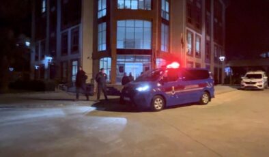 İzmir’de Polislere Mukavemet, 4 Şahıs Tutuklandı