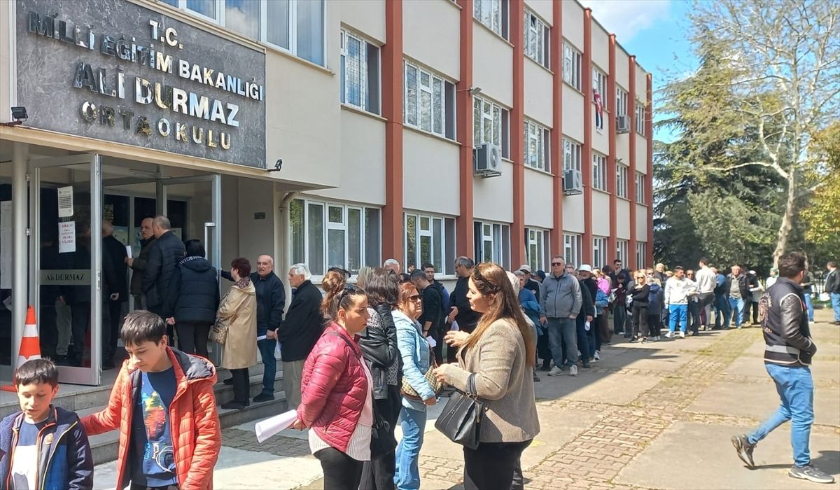 Bulgaristan Seçimleri Türkiye’de Uzun Kuyruklar Yarattı