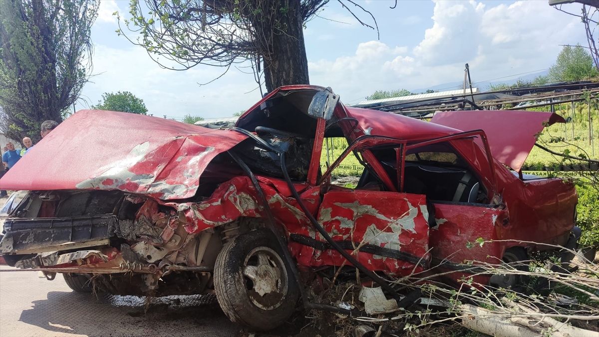 İzmir’de Zincirleme Kaza: 2 Ölü, 2 Yaralı!