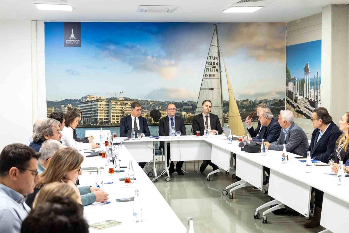 İzmir’in Geçmişi İçin Arkeoloji Kurulu Toplandı