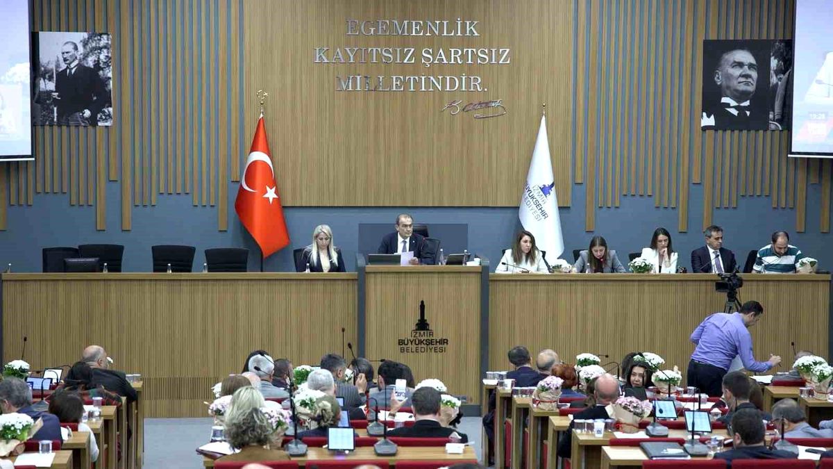 İzmir’de Sürdürülebilir Turizm İçin Su İndirimi!