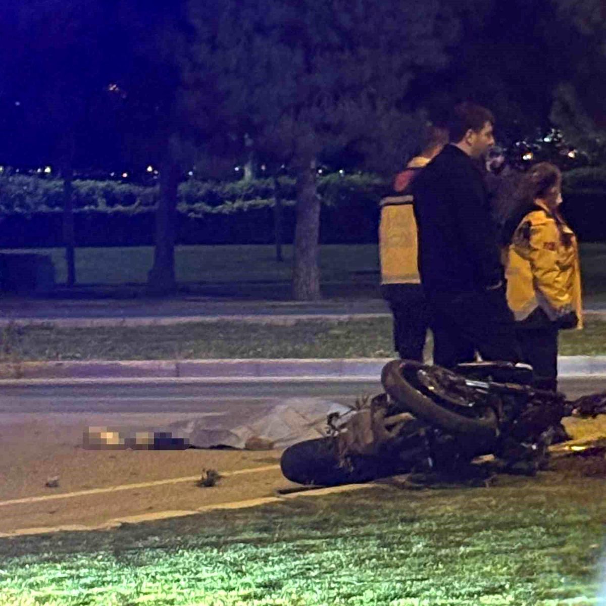 İzmir’de Motosiklet Kazasında Genç Hayatını Kaybetti