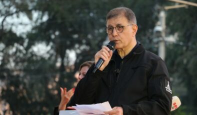 İzmir’de Meslek Fabrikası İçin Büyük Mücadele!