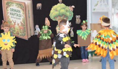 Küçük Kitap Kurtları Tiyatro ile Büyüyor!