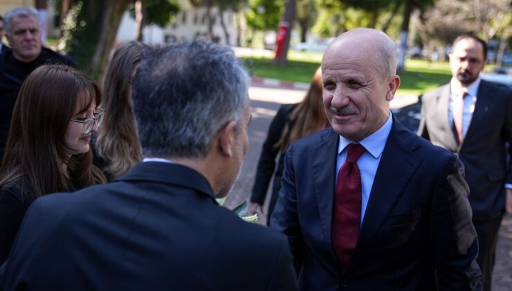 YÖK Başkanı Özvar, İzmir’de Üniversiteleri Ziyaret Etti